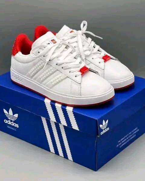 TENIS ADIDAS LEGO DAMA & CABALLERO